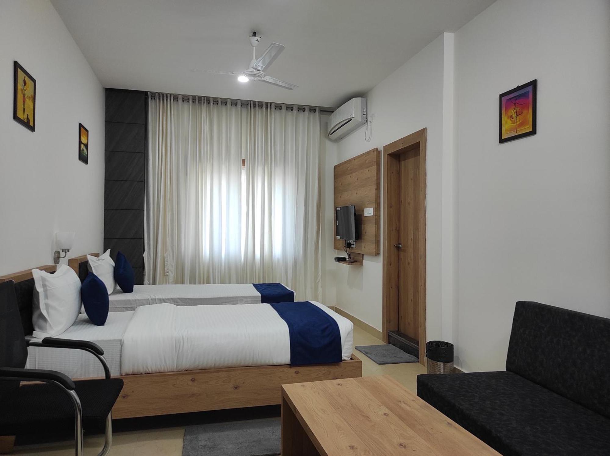Hotel A G Palace Duliagaon Exterior photo